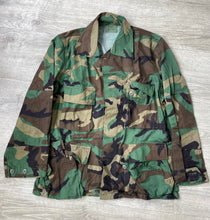 Load image into Gallery viewer, BDU Military Coat Jacket Shirt Woodland Camo Hot Weather Small Medium
