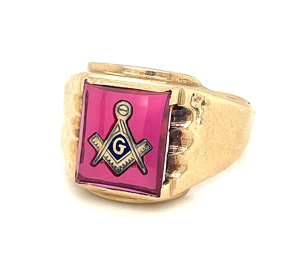 10k Yellow Gold and Ruby Masonic Ring 5.8 Grams Size 10.5